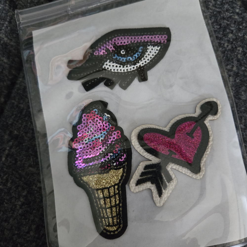 NWT Betsey Johnson Set Of Six Adhesive Patches